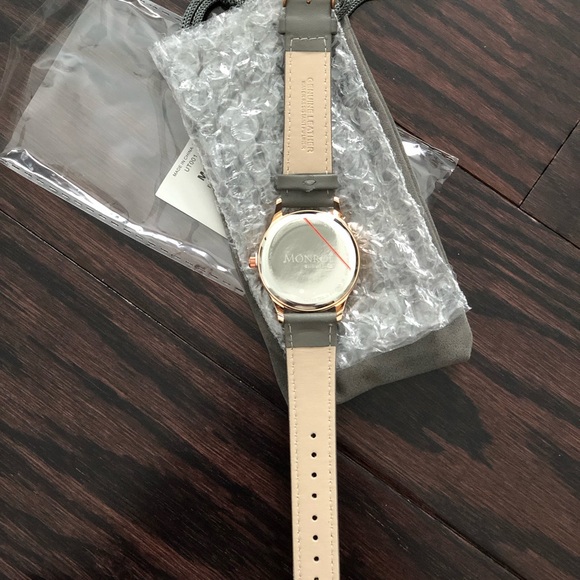 Monroe Watch in Sunset Solerose - Picture 5 of 8